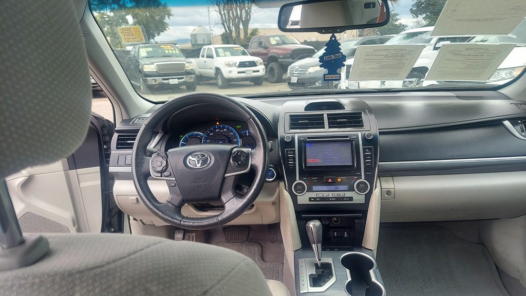 2012 Toyota Camry Image 11