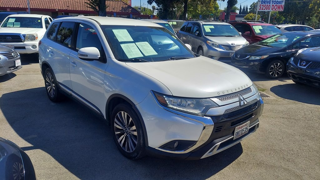 2019 Mitsubishi Outlander Image 7