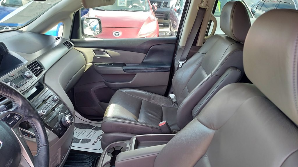 2011 Honda Odyssey Image 7