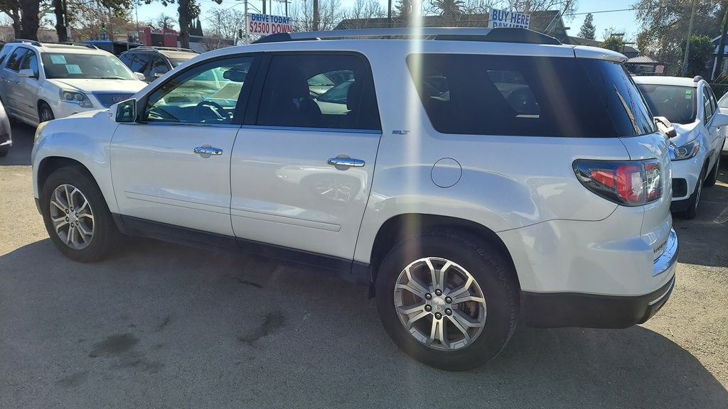 2016 GMC Acadia Image 2