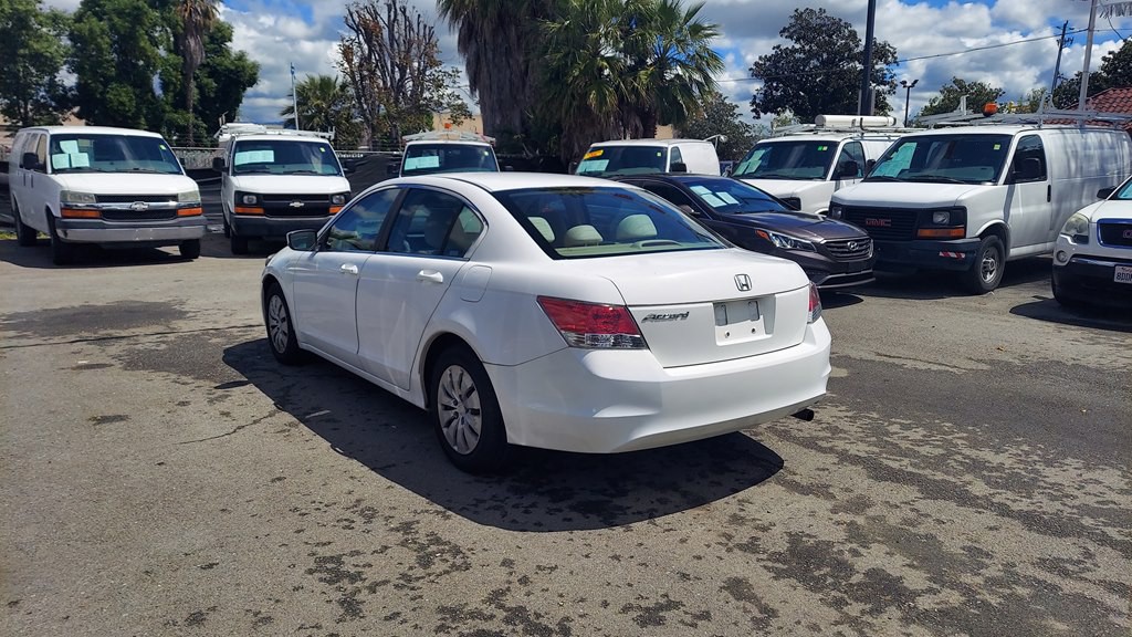 2009 Honda Accord Image 3