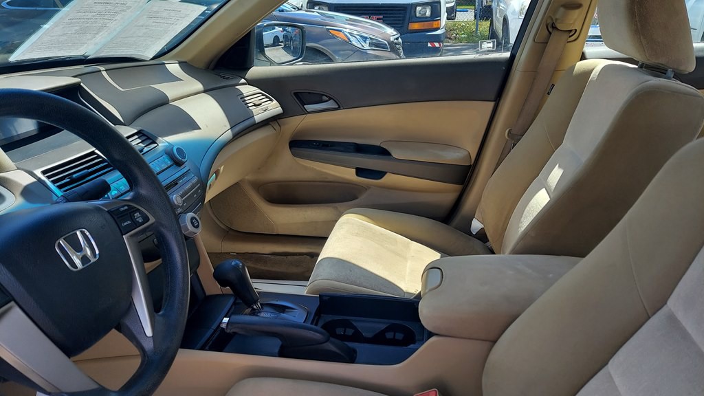 2009 Honda Accord Image 8