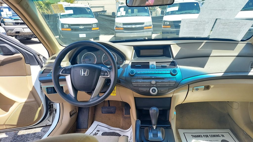 2009 Honda Accord Image 10