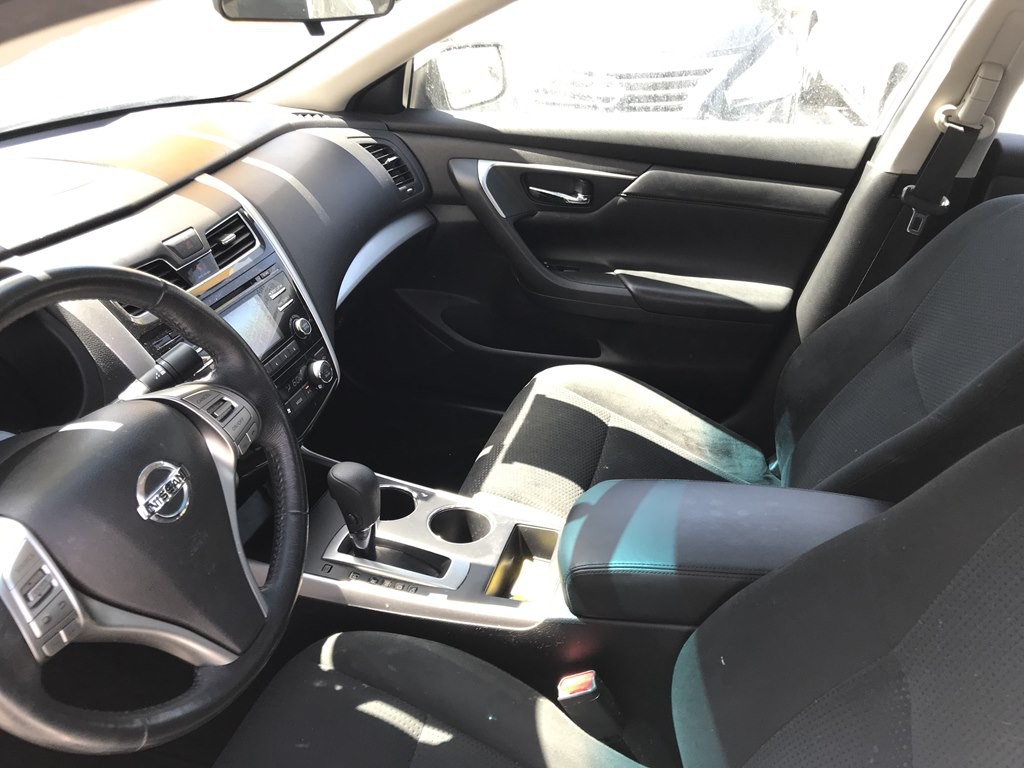 2015 Nissan Altima Image 5