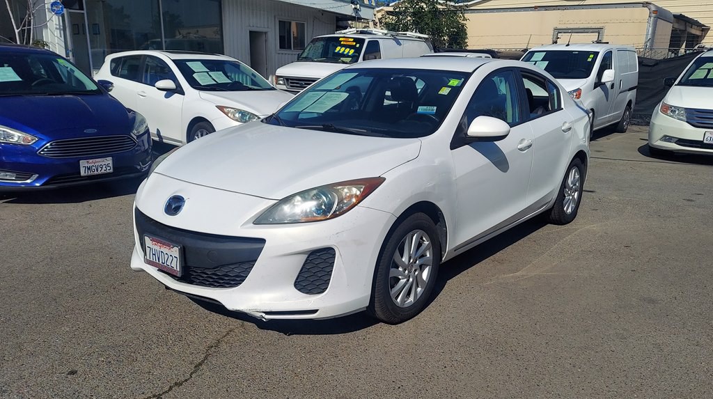 2012 Mazda Mazda3 Image 1