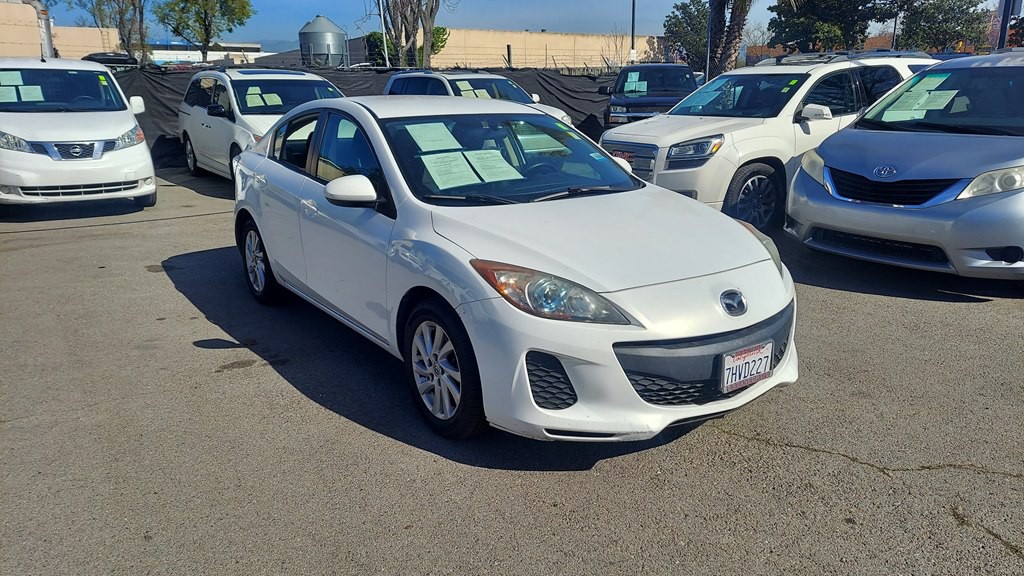 2012 Mazda Mazda3 Image 2