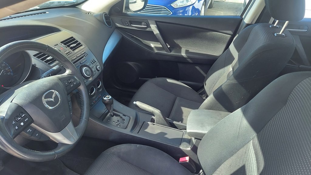 2012 Mazda Mazda3 Image 5
