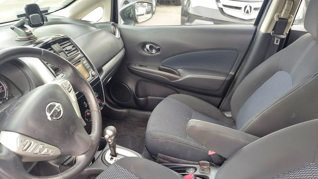 2016 Nissan Versa Image 5