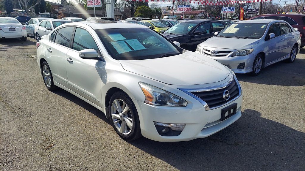 2014 Nissan Altima Image 2
