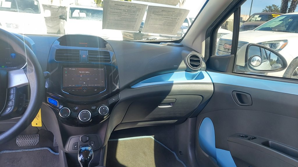 2014 Chevrolet Spark Image 8