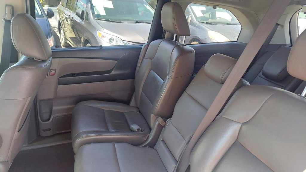 2012 Honda Odyssey Image 9