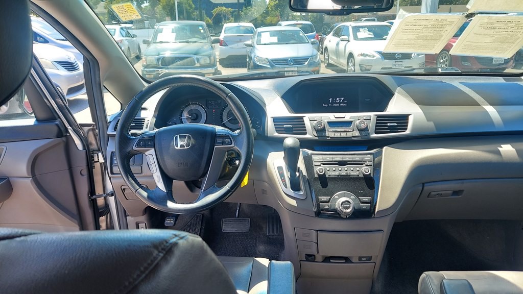 2012 Honda Odyssey Image 11