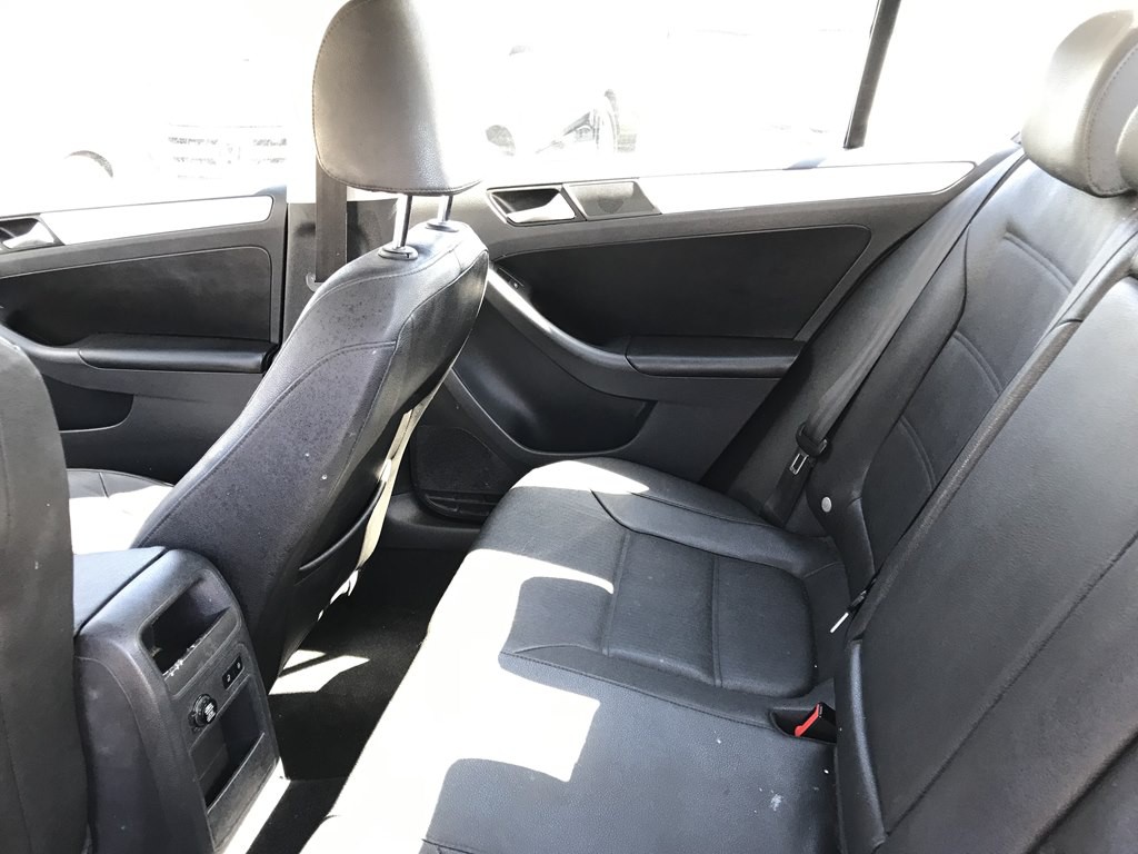 2012 Volkswagen Jetta Image 6