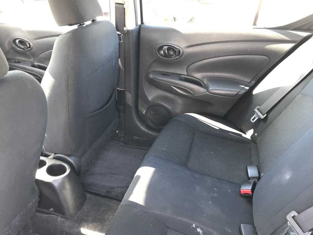 2012 Nissan Versa Image 6