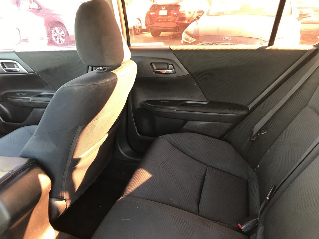 2015 Honda Accord Image 6