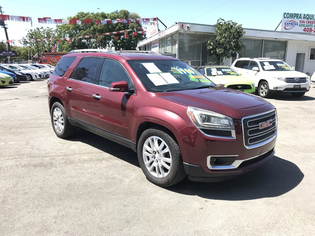 2015 GMC Acadia Image 2