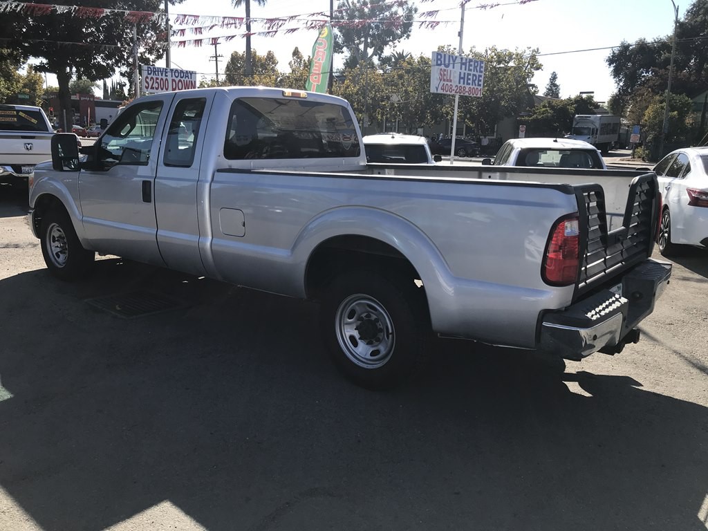 2015 Ford F-250 Image 3