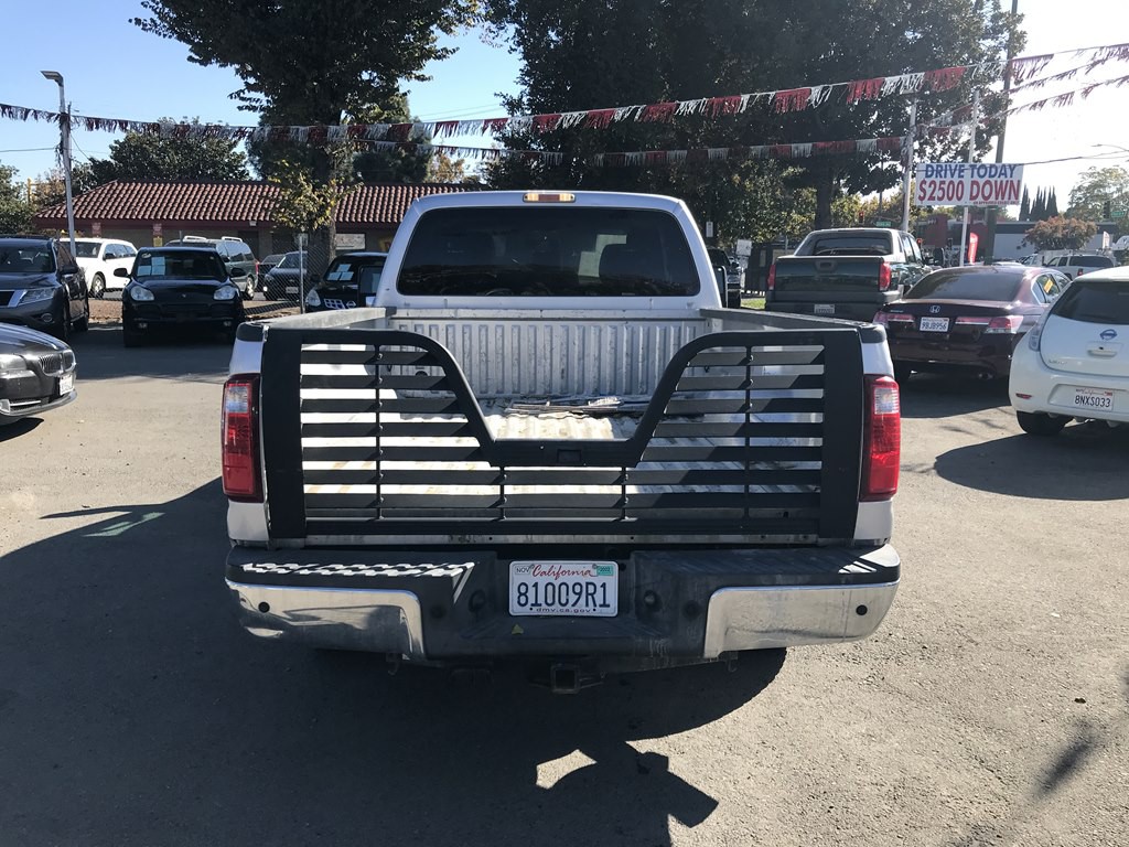 2015 Ford F-250 Image 4