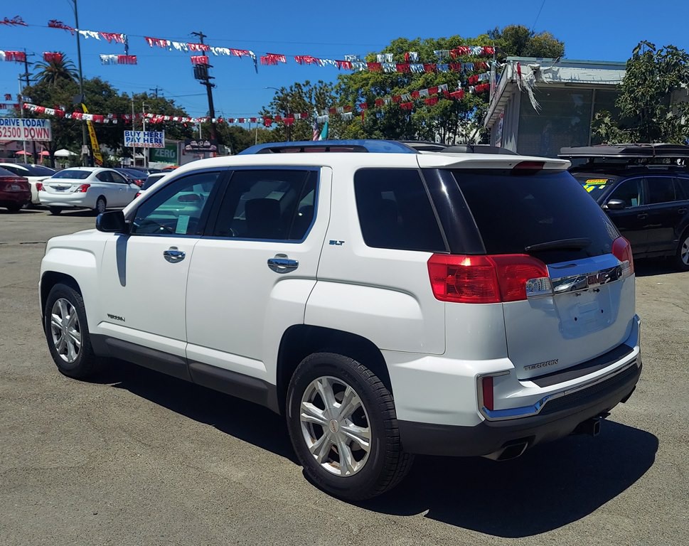 2016 GMC Terrain Image 3