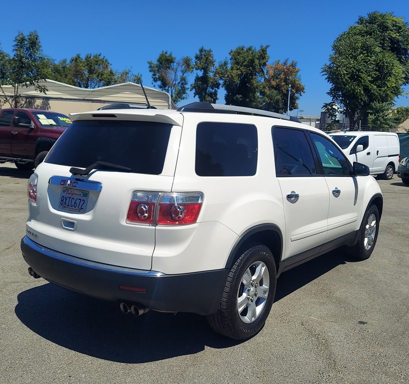 2012 GMC Acadia Image 3