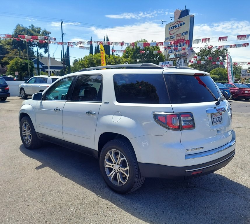 2016 GMC Acadia Image 4