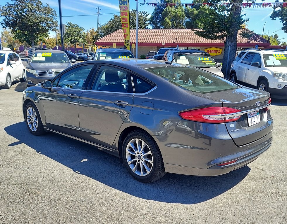2017 Ford Fusion Image 4