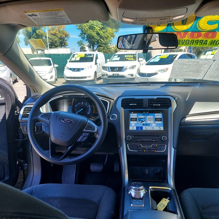 2017 Ford Fusion Image 7