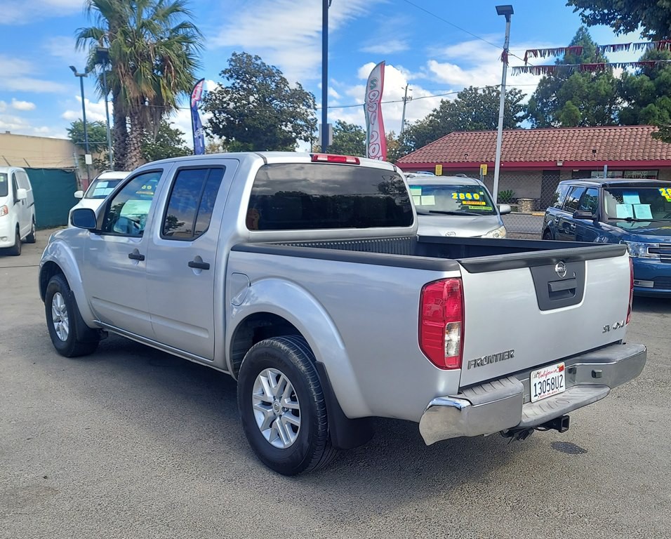 2017 Nissan Frontier Image 4