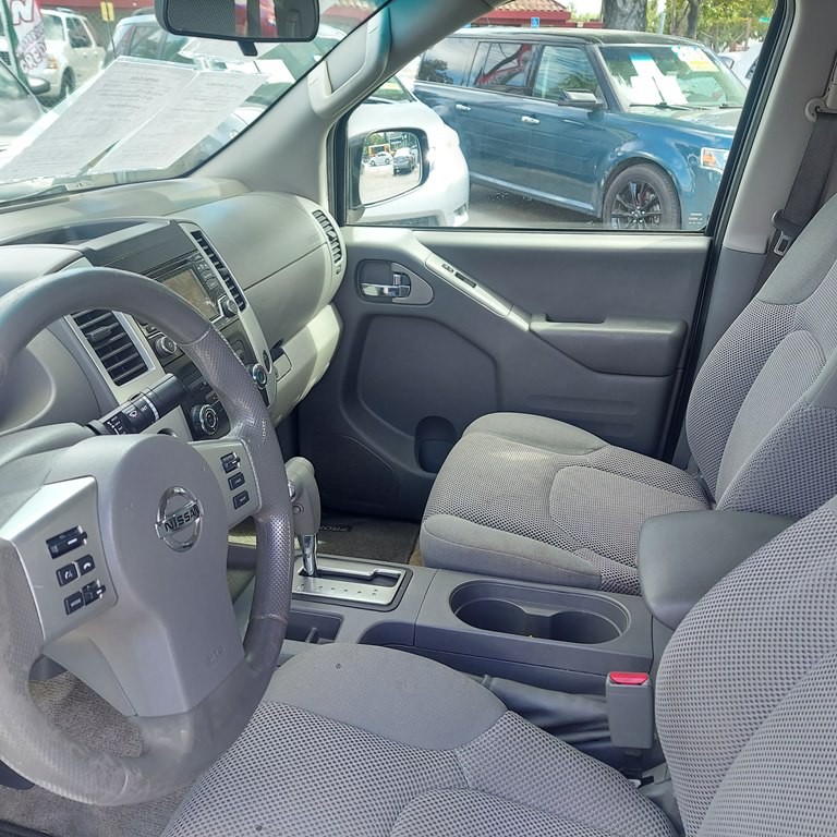 2017 Nissan Frontier Image 5
