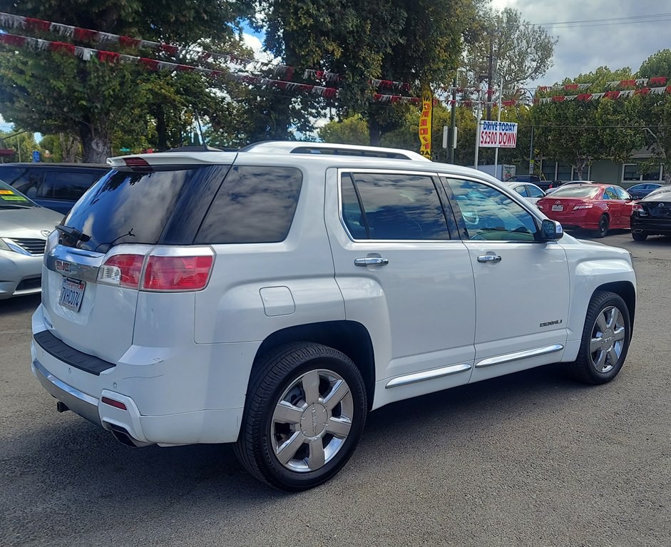 2014 GMC Terrain Image 3