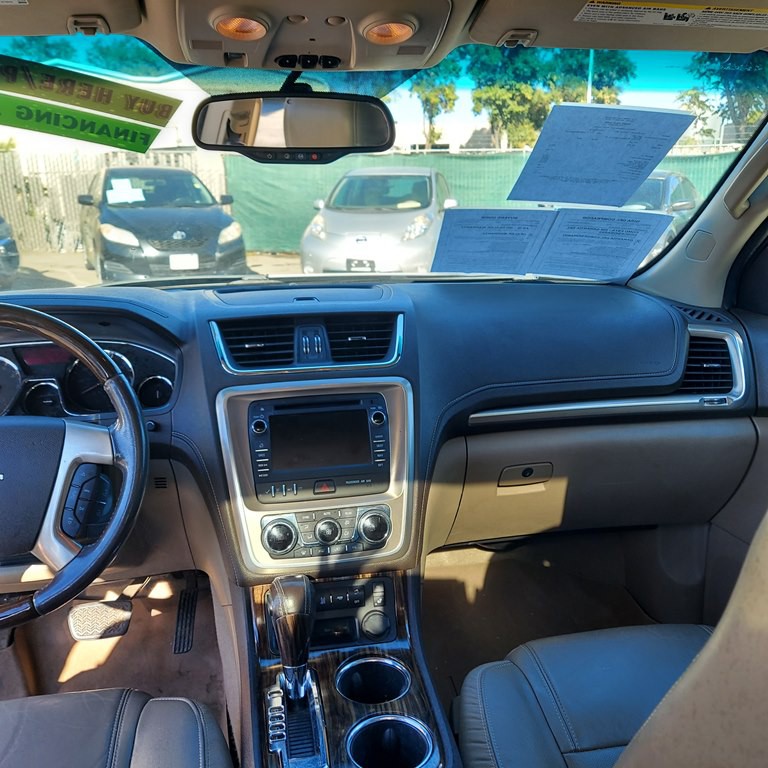 2013 GMC Acadia Image 9