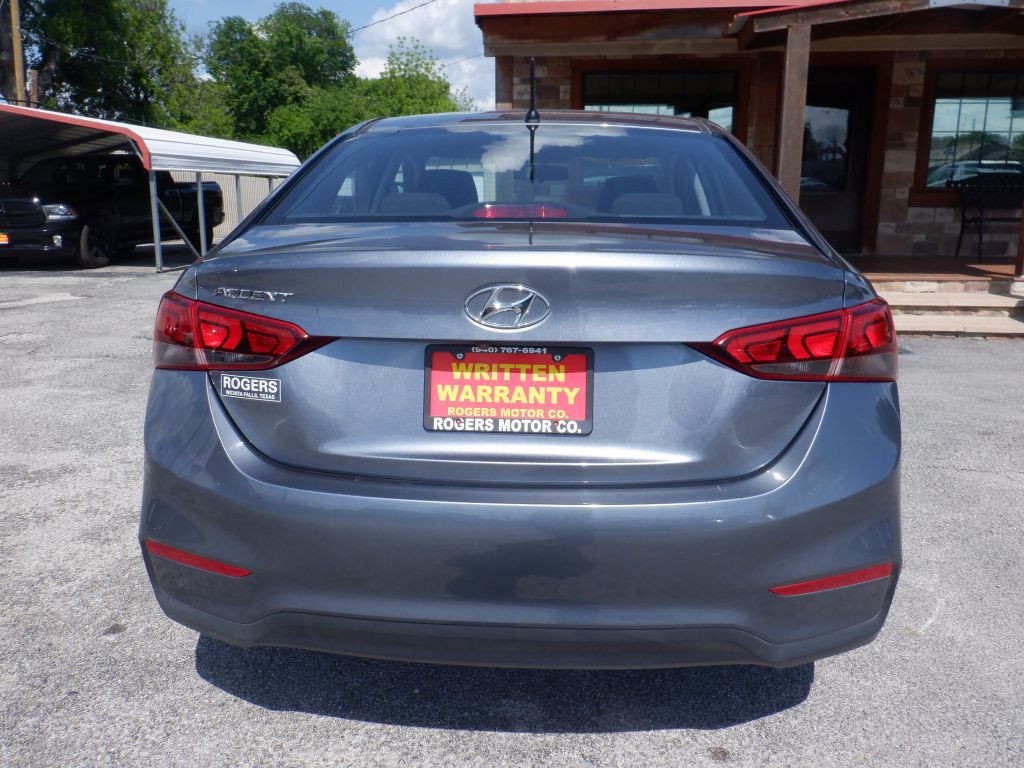 2020 Hyundai Accent Image 4