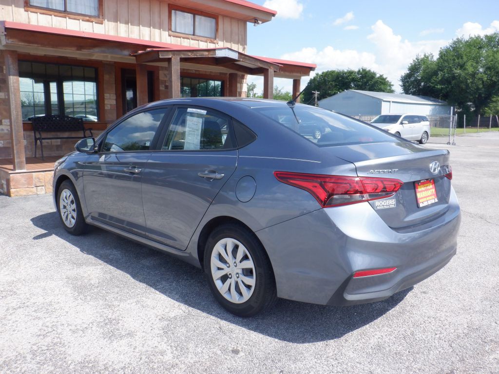 2020 Hyundai Accent Image 5