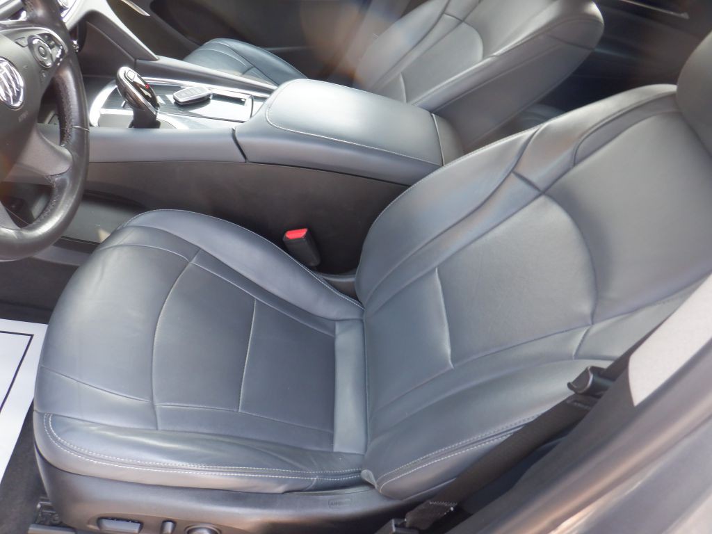 2019 Buick Enclave Image 10