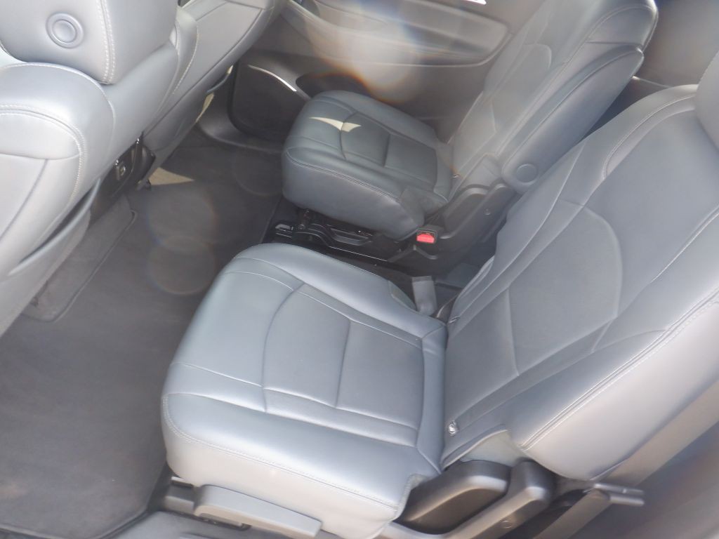 2019 Buick Enclave Image 11