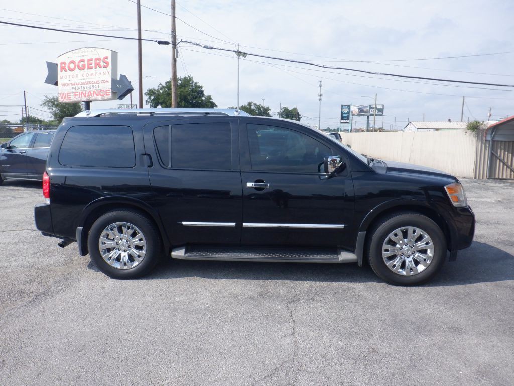 2015 Nissan Armada Image 2