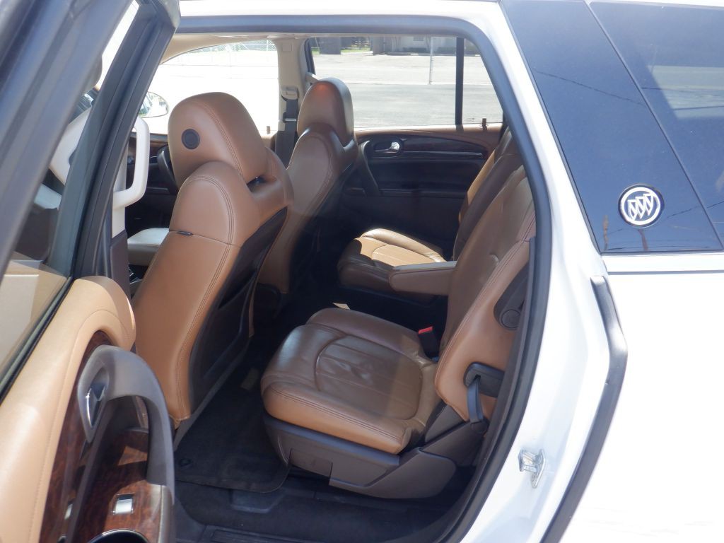 2013 Buick Enclave Image 11