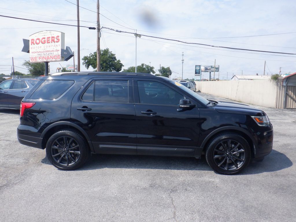 2019 Ford Explorer Image 2