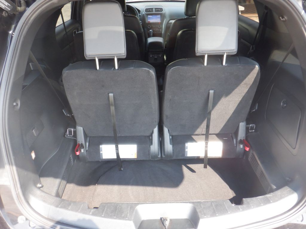2019 Ford Explorer Image 12