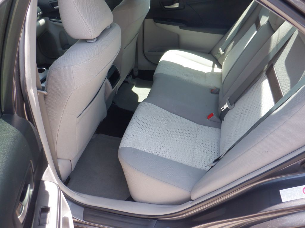 2012 Toyota Camry Image 11