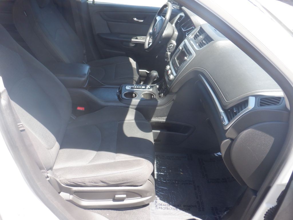 2015 GMC Acadia Image 14