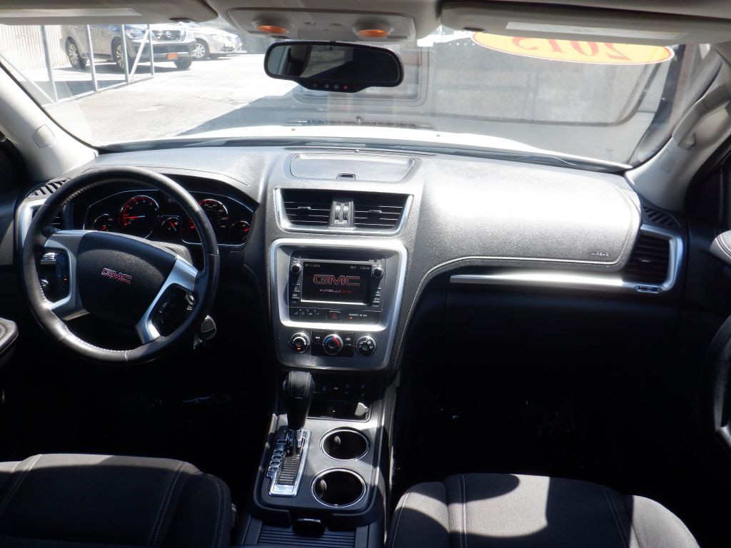 2015 GMC Acadia Image 15