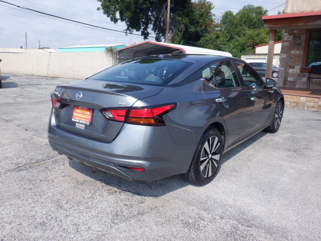 2021 Nissan Altima Image 3