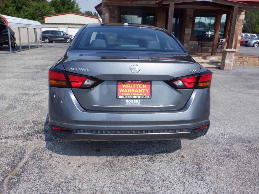 2021 Nissan Altima Image 4