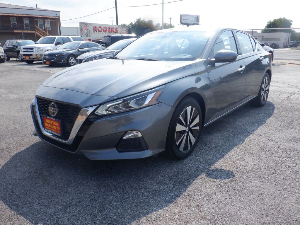 2021 Nissan Altima Image 7