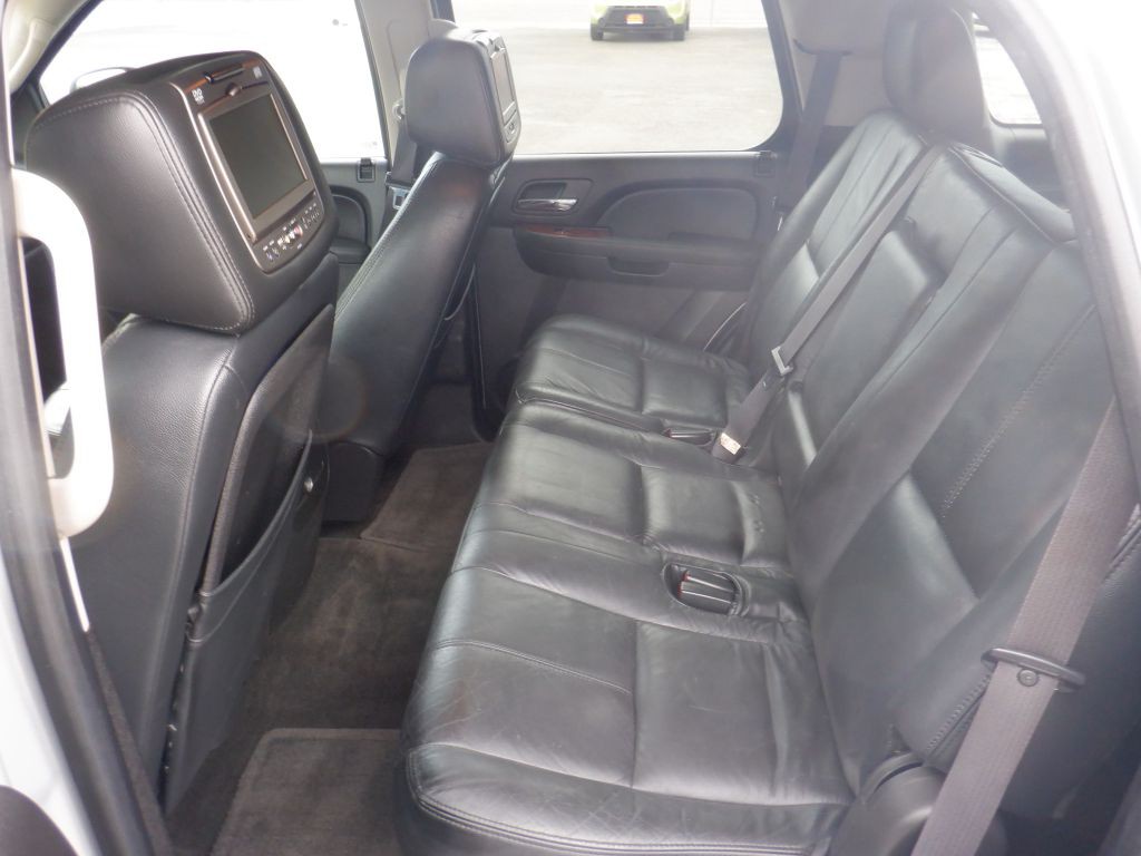 2013 Chevrolet Tahoe Image 11