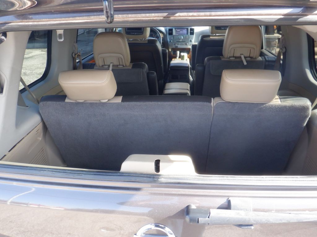 2014 Nissan Armada Image 12