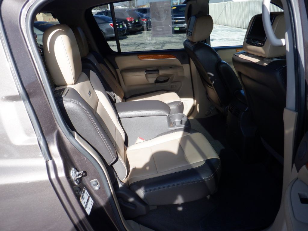 2014 Nissan Armada Image 13