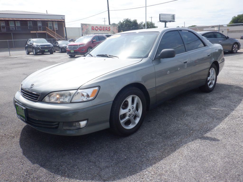 2001 Lexus ES Image 7