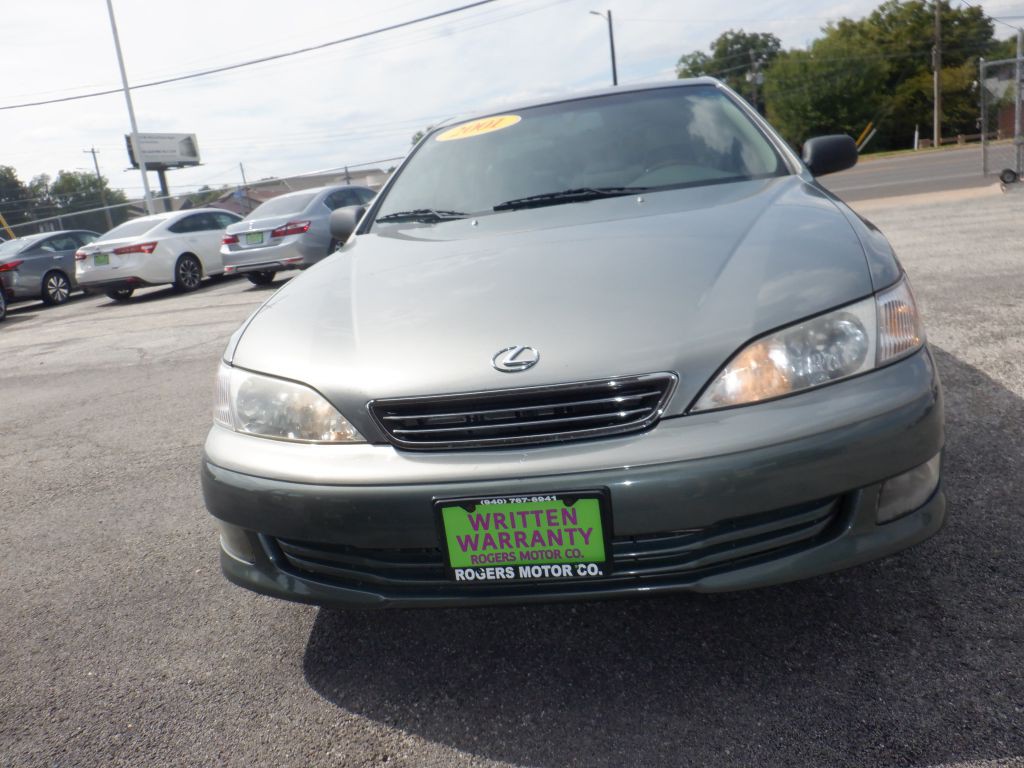 2001 Lexus ES Image 8